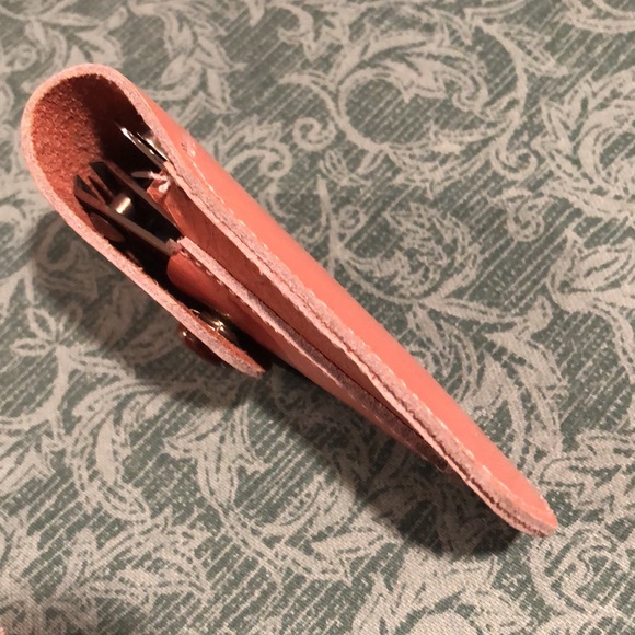 Vintage Pink Leather 4 piece Manicure Set travel purse size - Picture 4 of 12